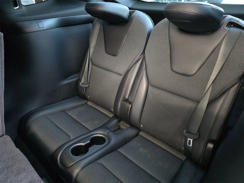 Used 2018 Tesla Model X 75D image 17