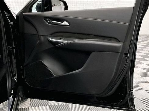 Used 2023 Cadillac XT4 Sport FWD image 21