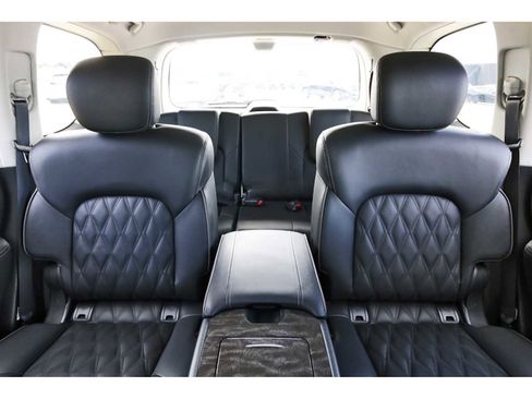 Used 2024 Nissan Armada Platinum w/ Captain's Chairs Package image 11