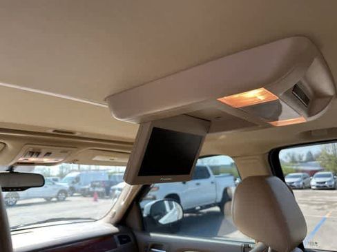 Used 2013 Chevrolet Tahoe LT w/ Luxury Package image 13