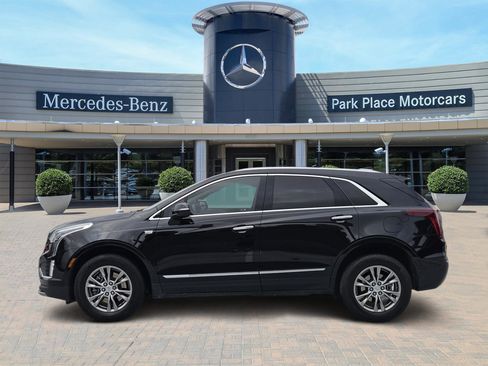 Used 2023 Cadillac XT5 Premium Luxury image 3