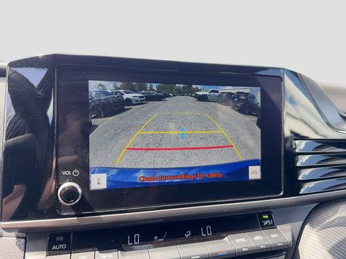 Used 2025 Toyota Camry SE FWD image 20
