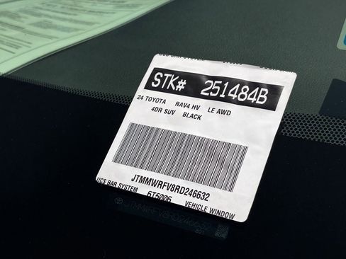 Certified 2024 Toyota RAV4 LE AWD/4WD image 40