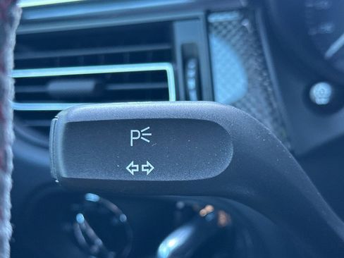 Used 2024 Porsche Macan GTS image 34