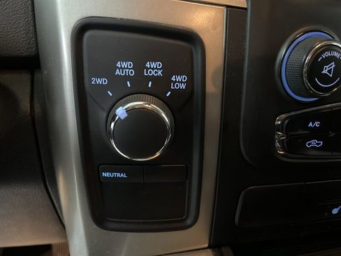 Used 2013 RAM 1500 Big Horn image 16