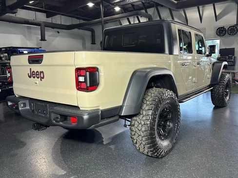 Used 2022 Jeep Gladiator Rubicon w/ LED Lighting Group image 14