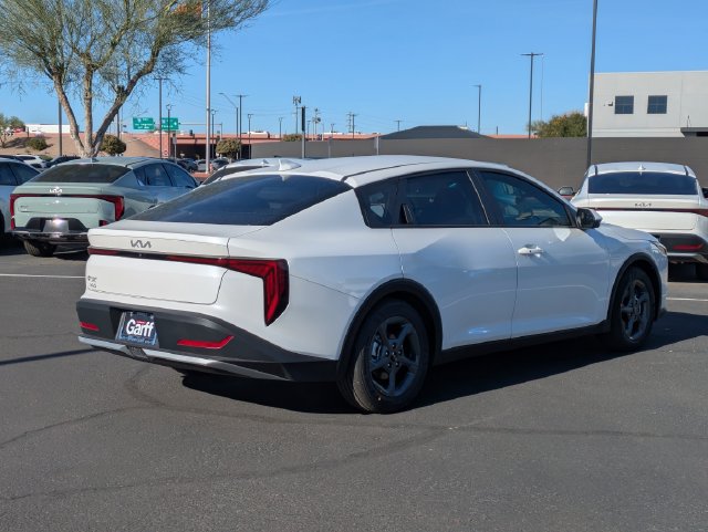 Certified 2025 Kia K4 FWD image 5