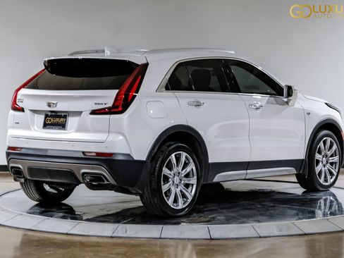 Used 2020 Cadillac XT4 Premium Luxury w/ Enhanced Visibility Package image 10