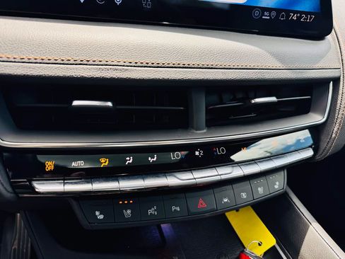 Used 2025 Cadillac CT5 V w/ Technology Package RWD image 22