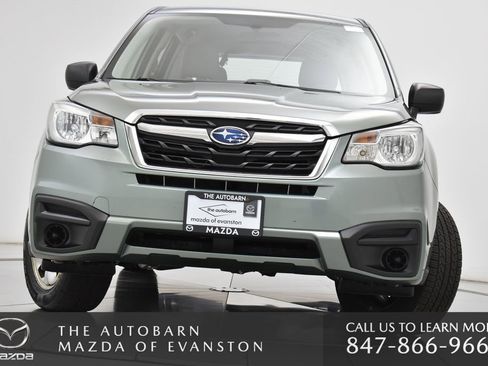Used 2017 Subaru Forester 2.5i AWD/4WD image 5