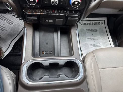 Used 2020 GMC Sierra 1500 SLT w/ SLT Premium Plus Package AWD/4WD image 17