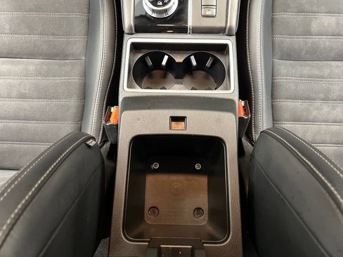 Used 2024 Mitsubishi Outlander SE AWD/4WD image 51