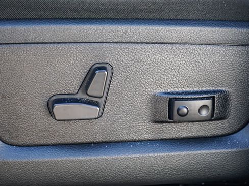 Used 2026 RAM 2500 Laramie w/ Night Edition AWD/4WD image 18