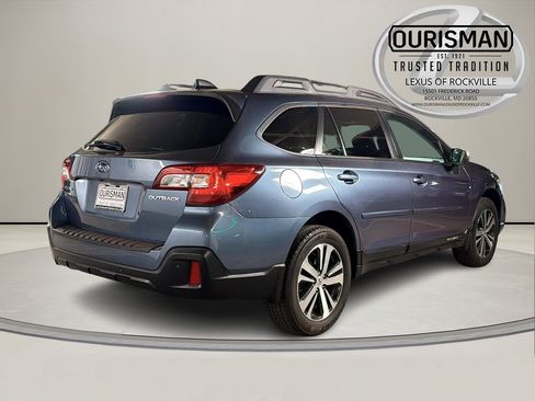 Used 2018 Subaru Outback 2.5i Limited image 10