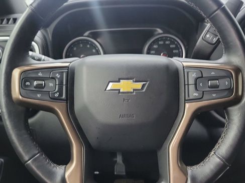 Used 2021 Chevrolet Silverado 2500 High Country w/ Technology Package image 19