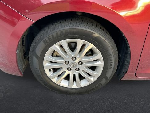 Used 2013 Toyota Sienna XLE FWD image 10