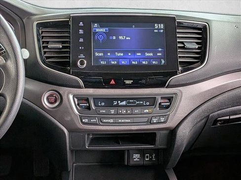 Used 2023 Honda Ridgeline Sport image 13