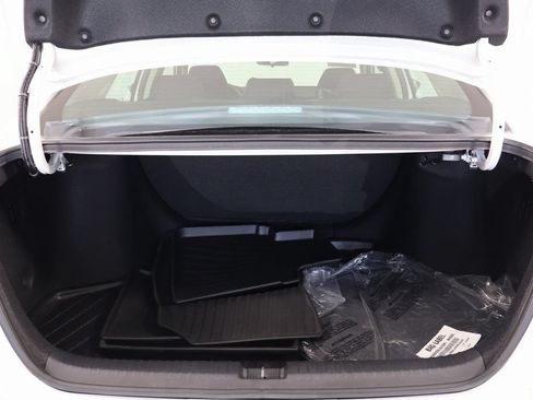 Used 2023 Honda Accord LX image 11