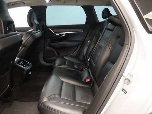Used 2018 Volvo V90 T5 Cross Country w/ Convenience Package image 26