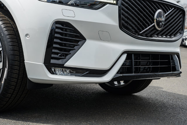 New 2026 Volvo XC60 B5 Ultra w/ Protection Package Premier AWD/4WD image 15