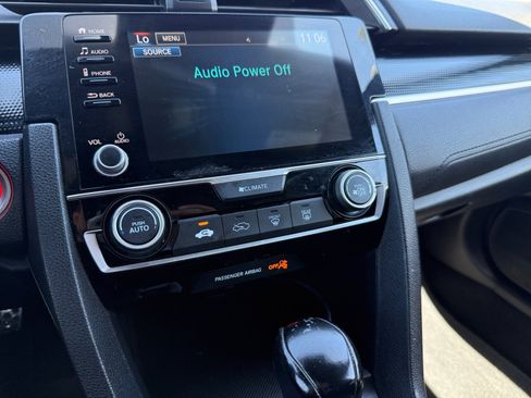 Used 2019 Honda Civic Sport image 12