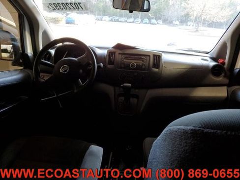 Used 2017 Nissan NV200 S w/ Back Door Glass Package image 7