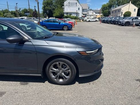 Used 2023 Honda Accord EX image 4