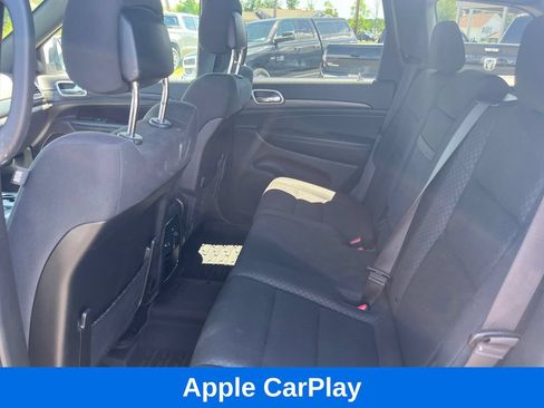 Used 2019 Jeep Grand Cherokee Laredo w/ 18" Wheel & 8.4" Radio Group AWD/4WD image 25