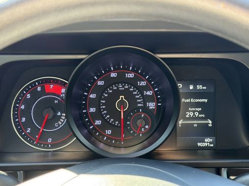 Used 2023 Hyundai Elantra SEL image 26