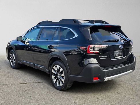 Used 2023 Subaru Outback Limited XT AWD/4WD image 5