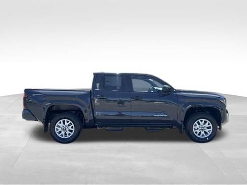 New 2026 Toyota Tacoma SR5 AWD/4WD image 7