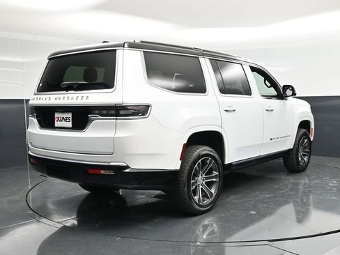 Used 2023 Jeep Grand Wagoneer 4WD image 13