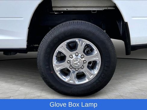 Used 2024 RAM 2500 Big Horn image 32