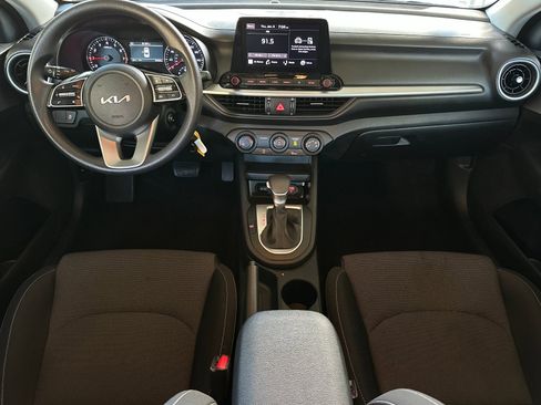 Used 2024 Kia Forte LXS image 12