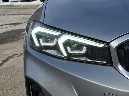 Used 2025 BMW 330i xDrive 330i xDrive w/ M Sport Package image 9