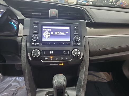 Used 2019 Honda Civic LX image 18