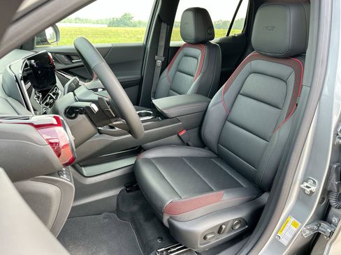 New 2026 Chevrolet Equinox RS FWD image 11