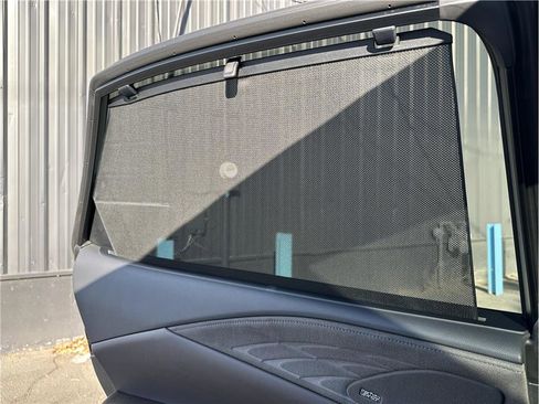 Used 2023 Lexus RX 350h image 29