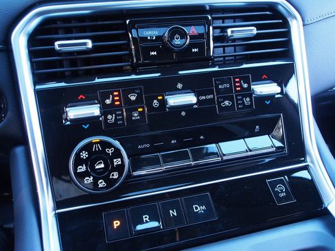 New 2026 Nissan Armada Platinum image 27