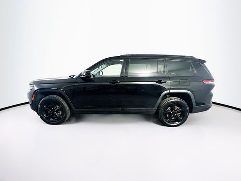 Used 2023 Jeep Grand Cherokee L Limited w/ Black Appearance Package AWD/4WD image 4