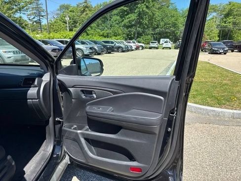 Used 2021 Honda Pilot EX-L image 17