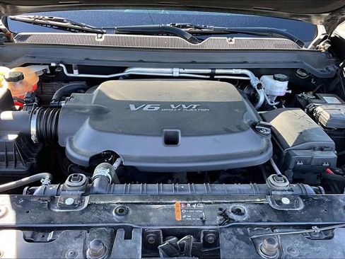 Used 2019 Chevrolet Colorado LT AWD/4WD image 9