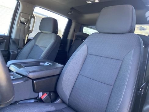 Used 2022 Chevrolet Silverado 1500 LT w/ Safety Package image 27