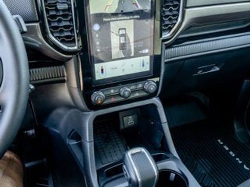 New 2025 Ford Ranger XLT w/ Technology Package AWD/4WD image 39