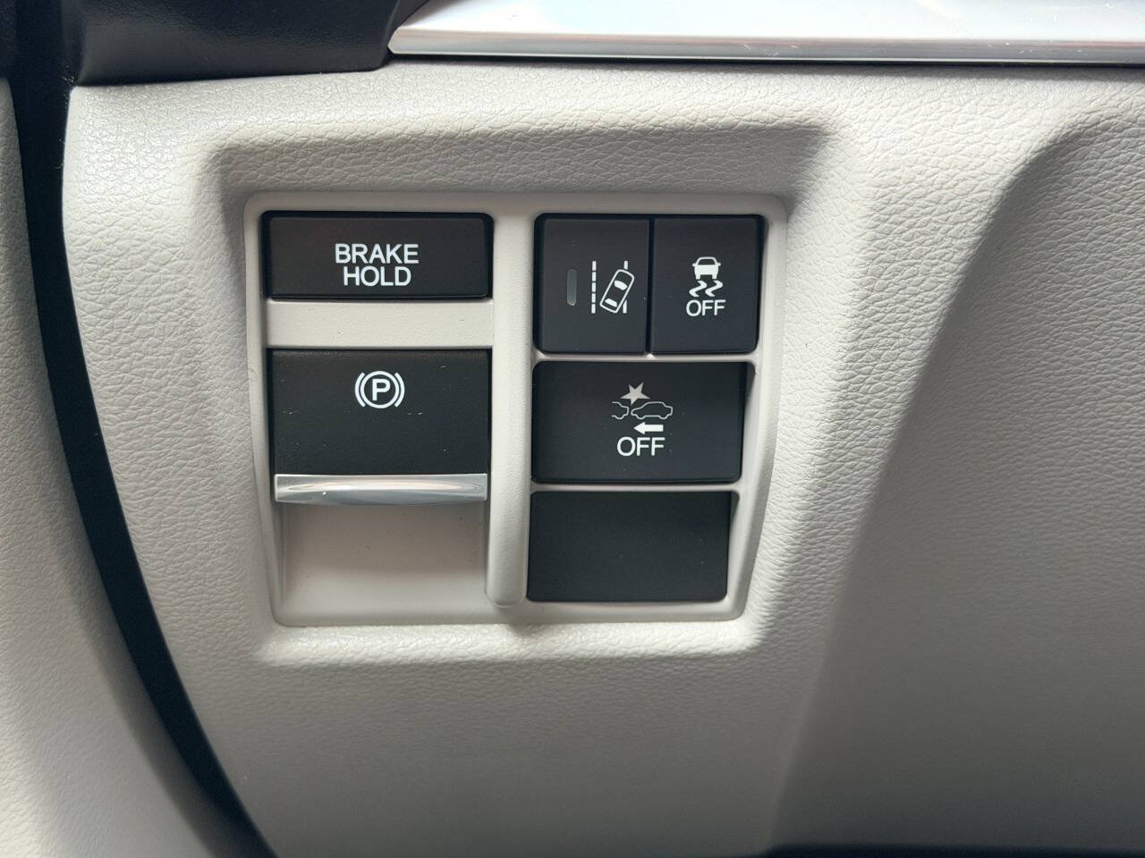 Used 2018 Acura MDX w/ Technology Package AWD/4WD image 43