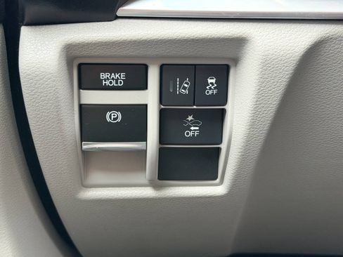 Used 2018 Acura MDX w/ Technology Package AWD/4WD image 43