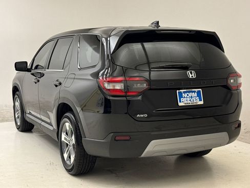 Certified 2025 Honda Pilot EX-L image 7
