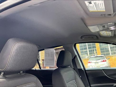 Used 2020 Chevrolet Equinox LT image 20