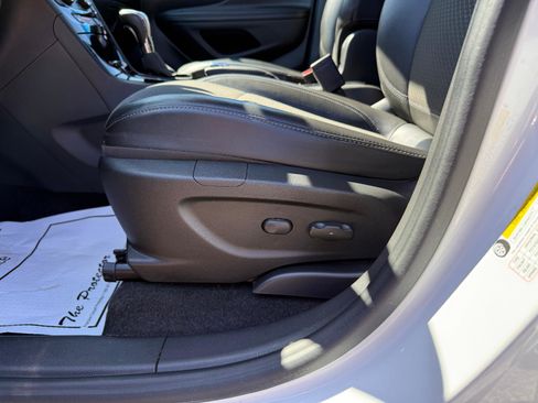 Certified 2019 Buick Encore Sport Touring w/ Safety Package image 13