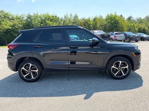 Used 2023 Chevrolet TrailBlazer RS w/ Convenience Package AWD/4WD image 9
